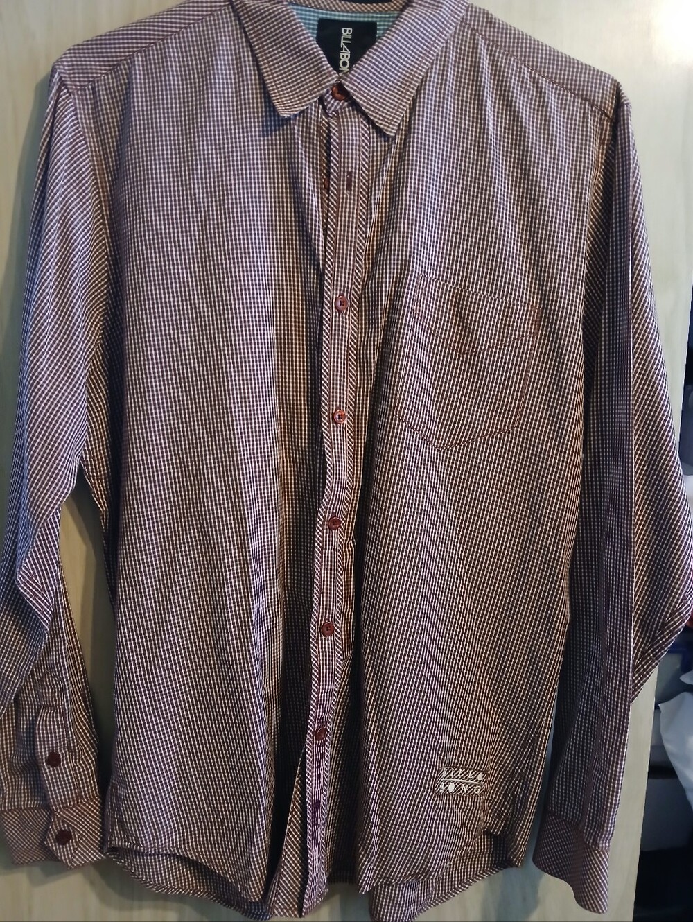 BILLABONG VINTAGE MEN'S SIZE L RED & WHITE CHECK BUTTON UP LONG SLEEVE SHIRT